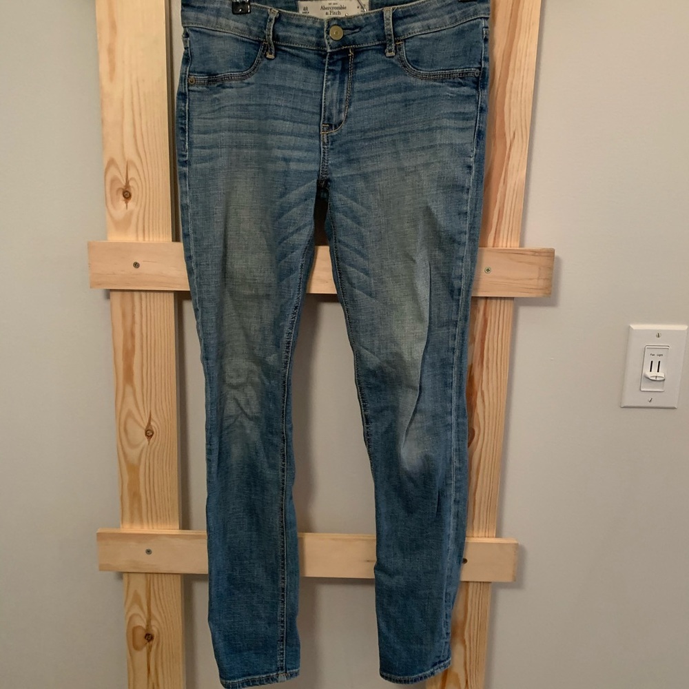 Abercrombie & Fitch Skinny Jeans